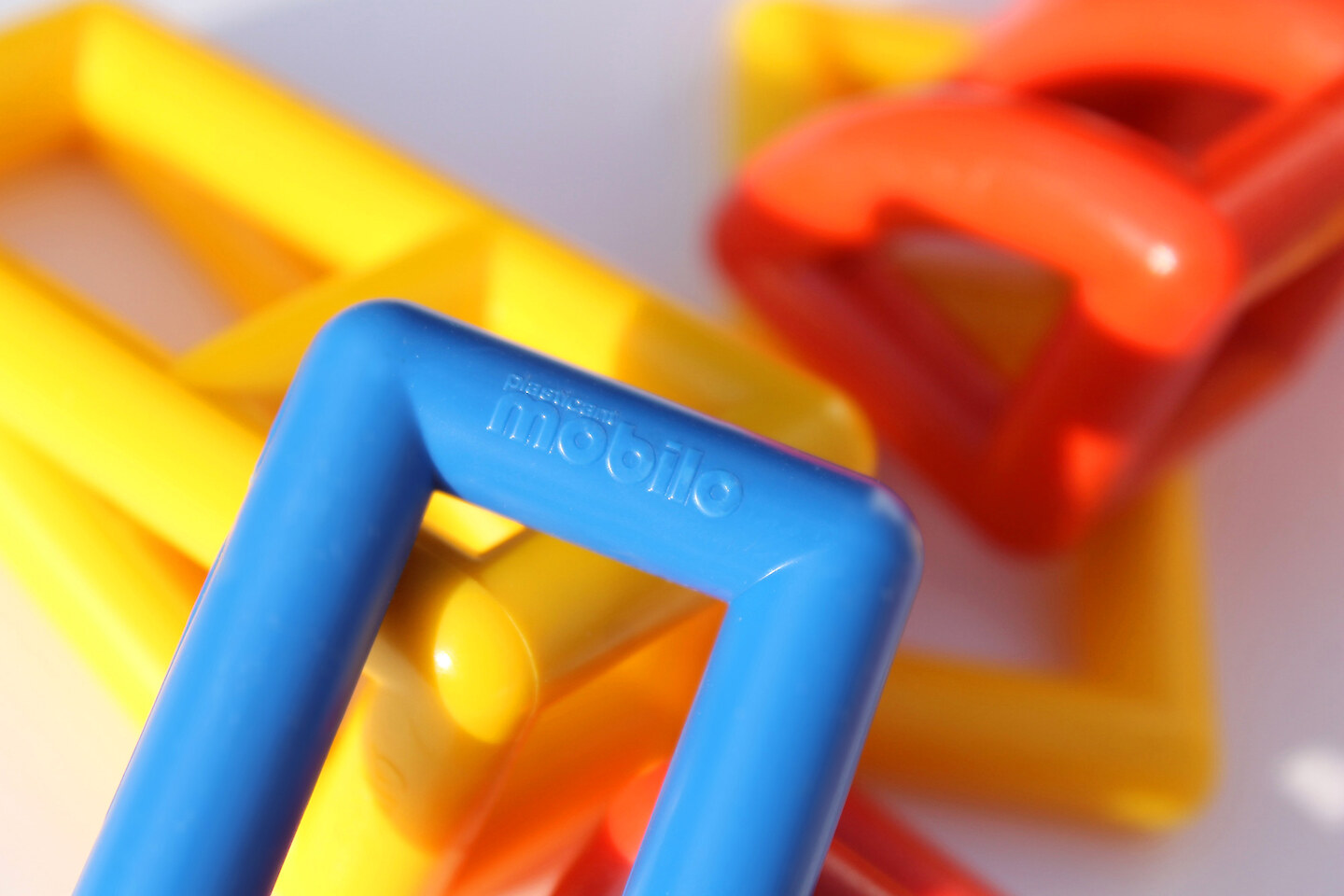 ®plasticant mobilo GmbH construction and learning toy